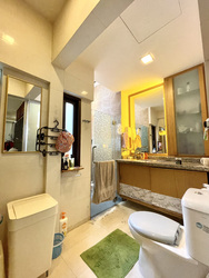 Kew Vale (D16), Terrace #309664991